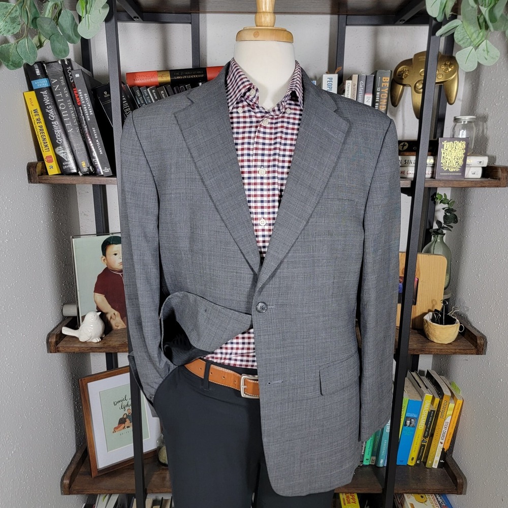 Haggar Mens Sport Coat Blazer Two Button Charcoal Gray Black Plaid Poly Wool 42R